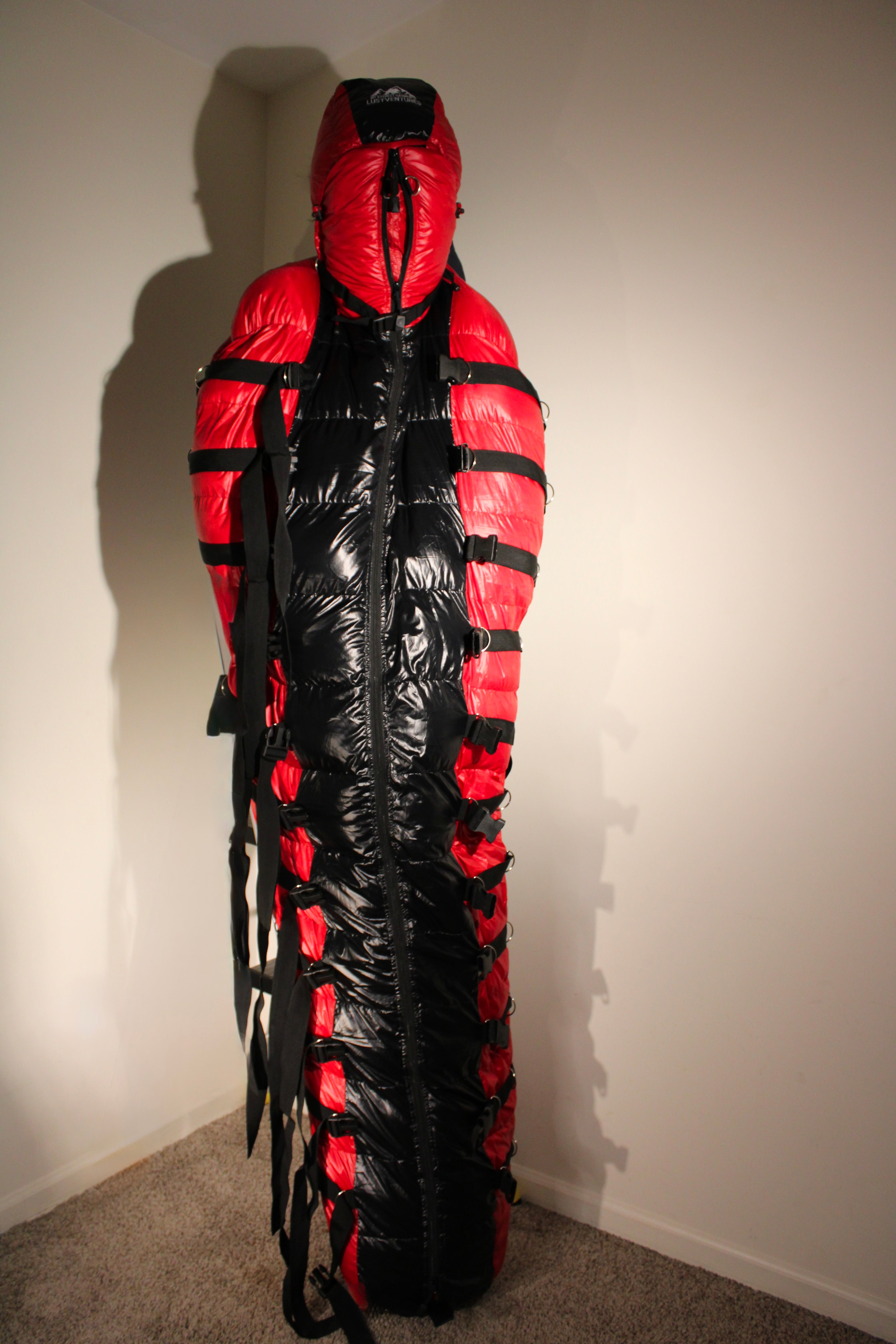 EXTREME RED AND BLACK MUMMY BAG