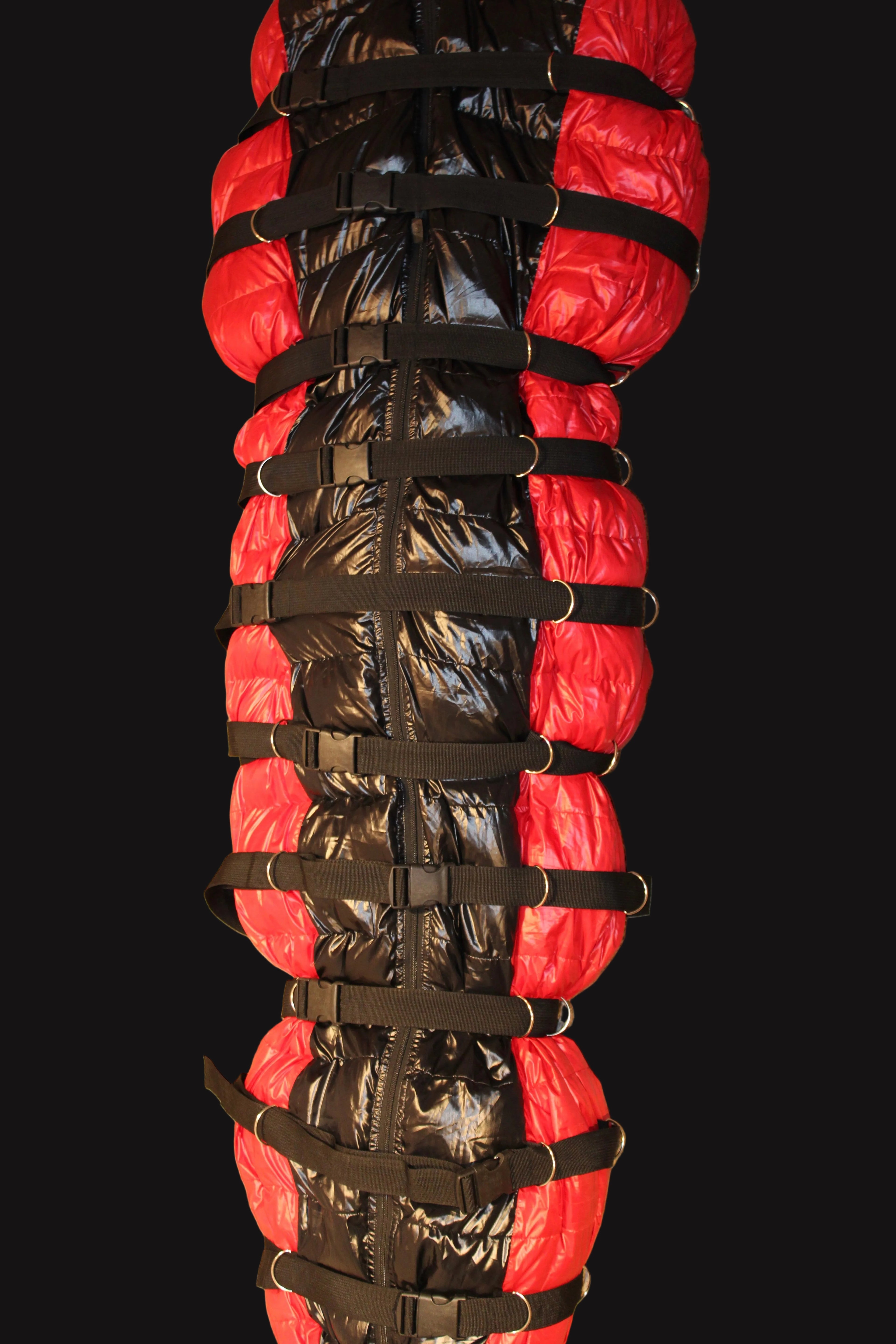 EXTREME RED AND BLACK MUMMY BAG