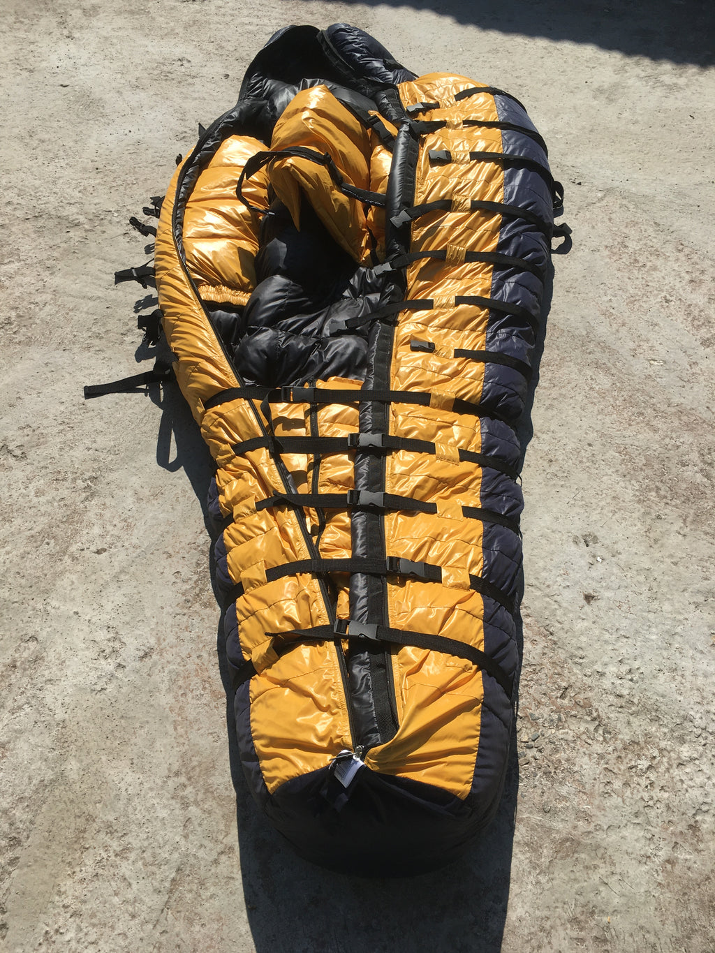 EXTREME FULL ZIP MUMMY BAG 2 COLOR